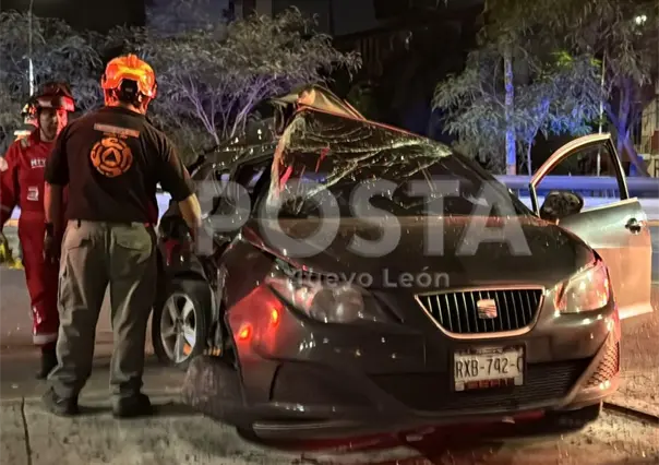 VIDEO | Fuerte choque deja un muerto y un herido grave en avenida Félix U. Gómez