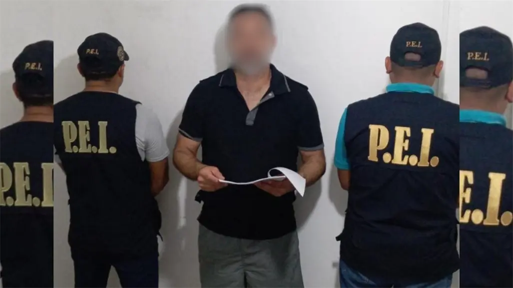 Detienen a hombre por robo de vehículo en concesionaria de Mérida