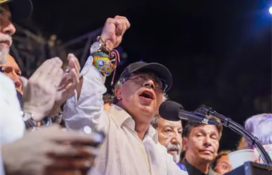 Gustavo Petro culpa a mafia internacional por asesinato de B King y Regio Clown en México