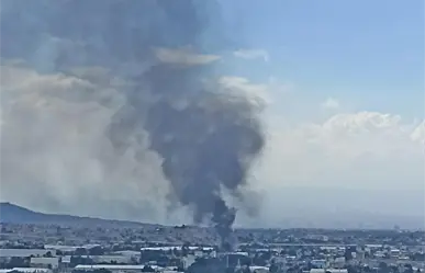 Incendio en fábrica de Edomex genera alarma y movilización de elementos de emergencia