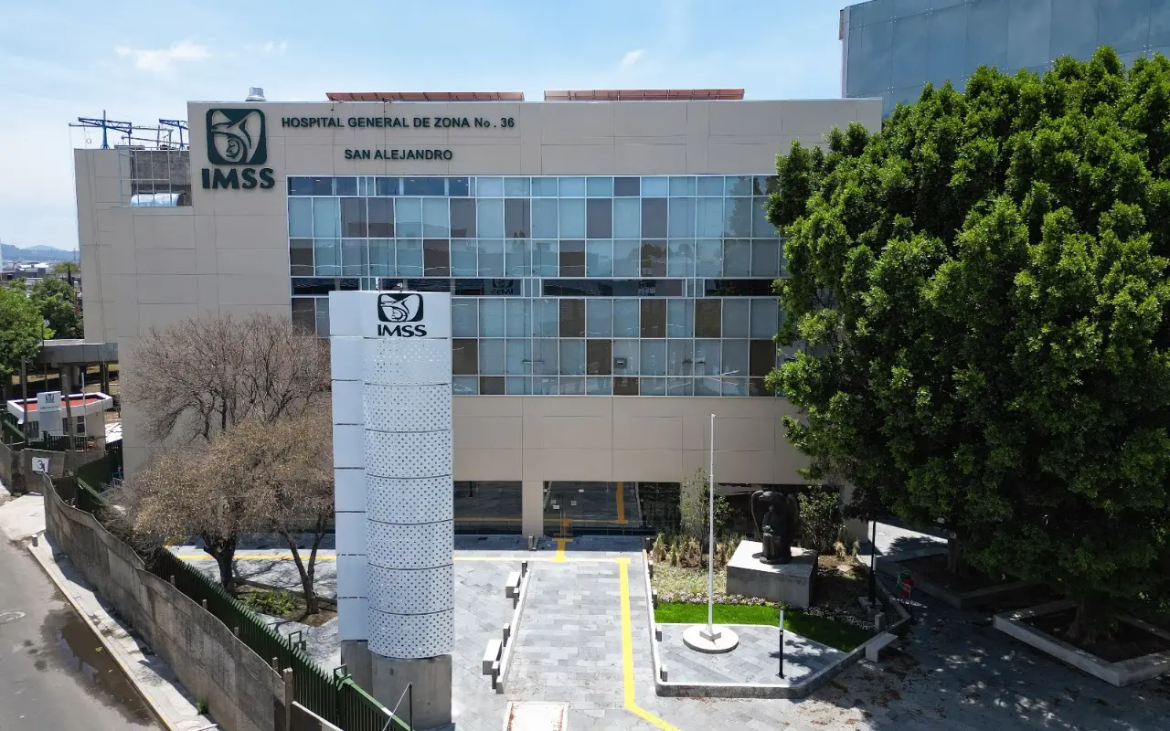 Fachada del Hospital del IMSS San Alejandro. Foto: Archivo Jafet Moz