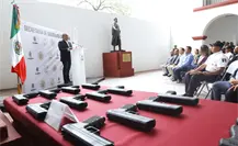 Andrés Mijes refuerza seguridad en Escobedo con entrega de armas no letales S2 a Proxpol