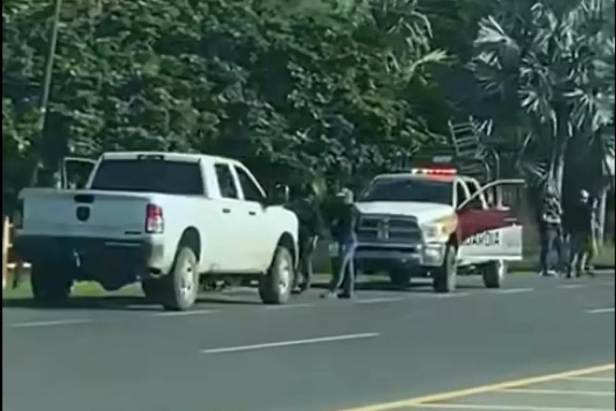 El hecho generó una amplia movilización de corporaciones de seguridad, que desplegaron un operativo especial para dar con los responsables, quienes lograron escapar en distintas direcciones. Foto: SSP