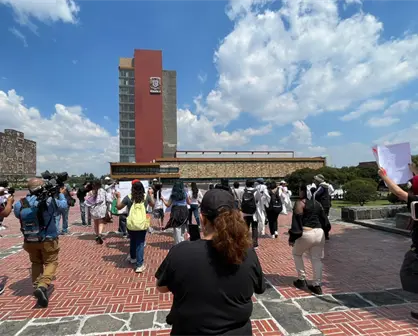 Con ofrenda y marcha en CDMX estudiantes de CCH piden justicia para Jesús Israel