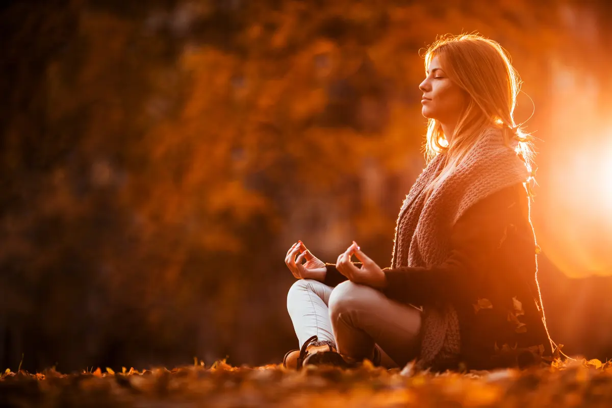 Depresión de otoño: 7 recomendaciones para combatir esta disminución del estado de ánimo. Foto: Canva