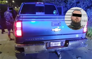 Detienen a conductor por portar placas falsas y realizar maniobras peligrosas en Santiago