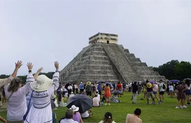 Así fue el Equinoccio de Otoño 2025 en Chichén Itzá: Kukulkán descendió ante miles