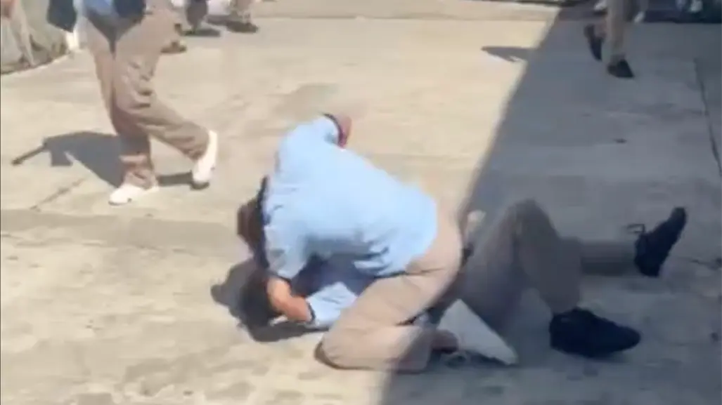 VIDEO | Alumnas de secundaria protagonizan riña en Tamaulipas
