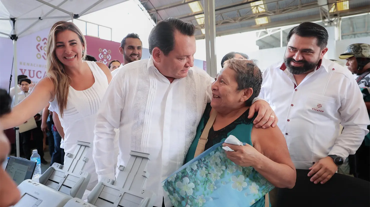 El próximo 1 de octubre Joaquín Díaz Mena cumplirá un año como gobernador de Yucatán y algunos líderes empresariales del estado han manifestado su opinión sobre la gestión del actual mandatario.- Fuente Gobierno del Estado