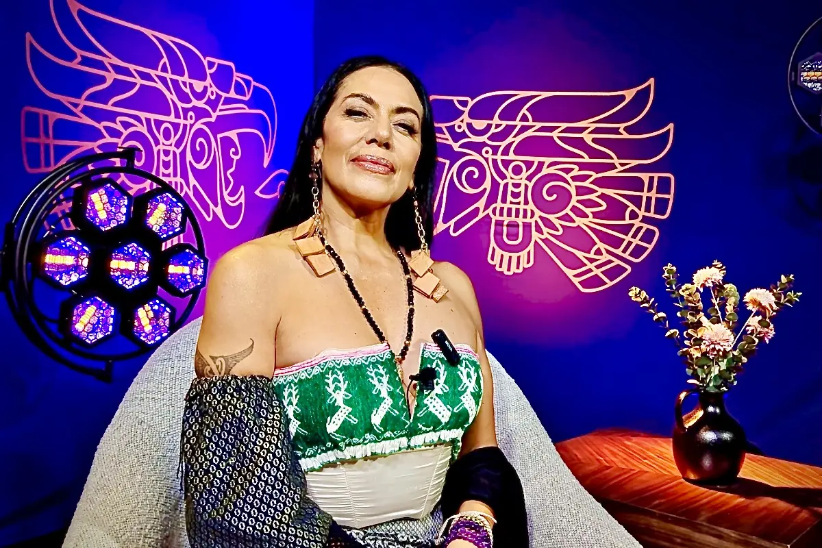 Lila Downs aplaudió el trabajo hecho por de la Secretaria de Cultura al descubrir a tantos jóvenes talentosos en el reality show MÉXICO CANTA. (FOTO: Luis Ortega Posta Entretenimiento)