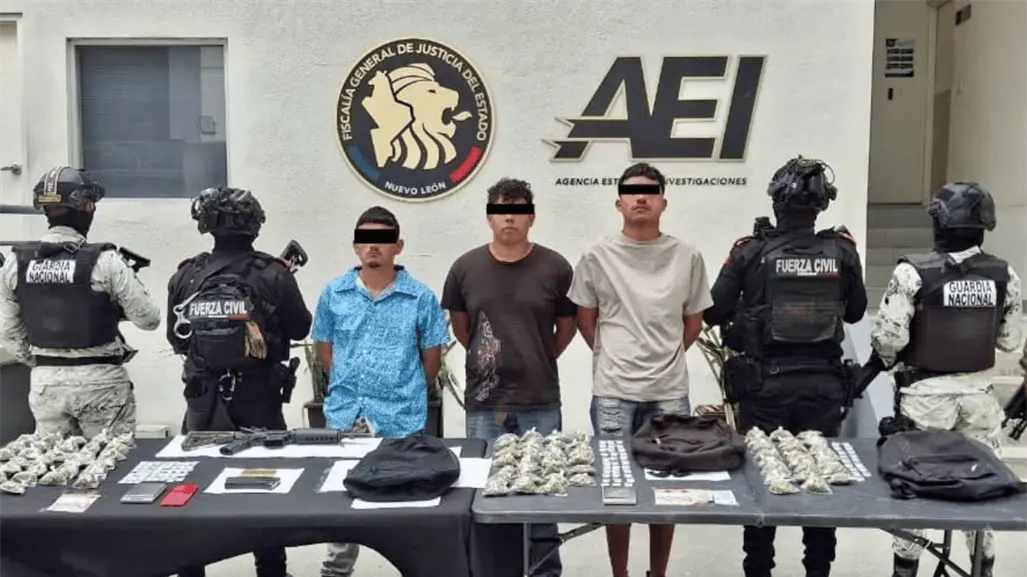 Caen 3 hombres en Monterrey; uno era secuestrador
