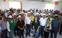Javier Díaz encabeza segunda entrega de semilla forrajera a productores en Saltillo