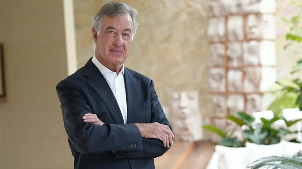 ¿Quién es el empresario que adquirió el 25% de Banamex?