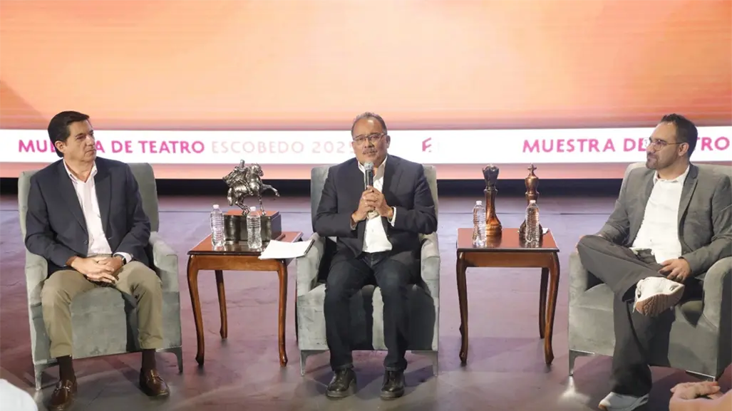 Andrés Mijes presenta Muestra de Teatro como motor de transformación social en Escobedo