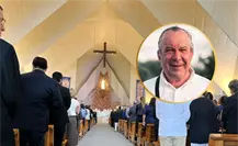 Dan último adiós a Mauricio Fernández con guardia de honor y misa en San Pedro