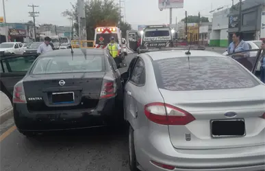 Accidente vial en Monterrey deja el saldo de dos lesionados