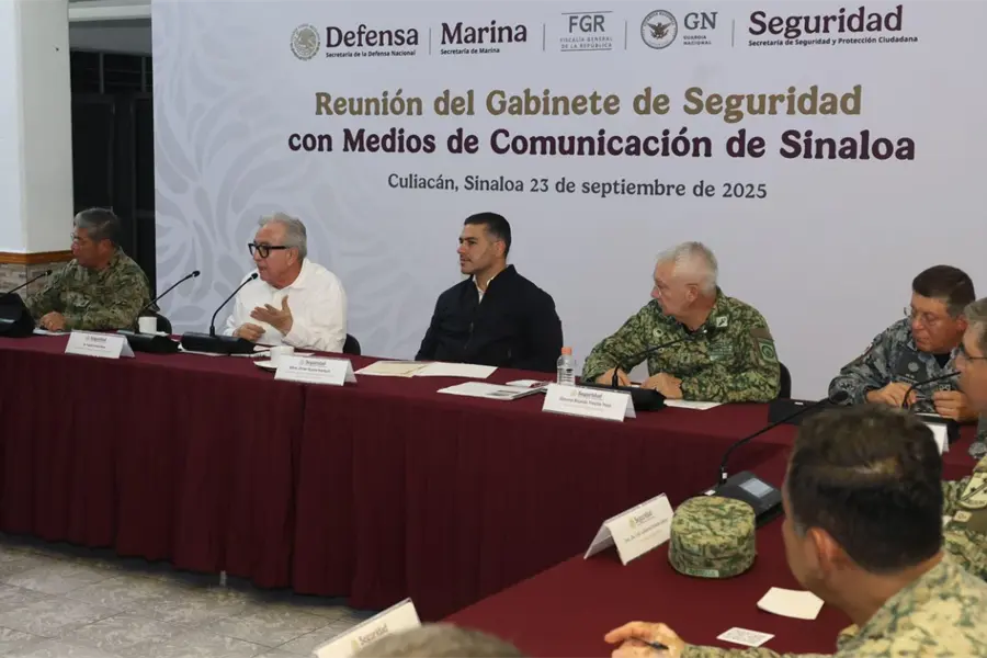 Gabinete de Seguridad y medios de Sinaloa acuerdan fortalecer comunicación en temas de seguridad