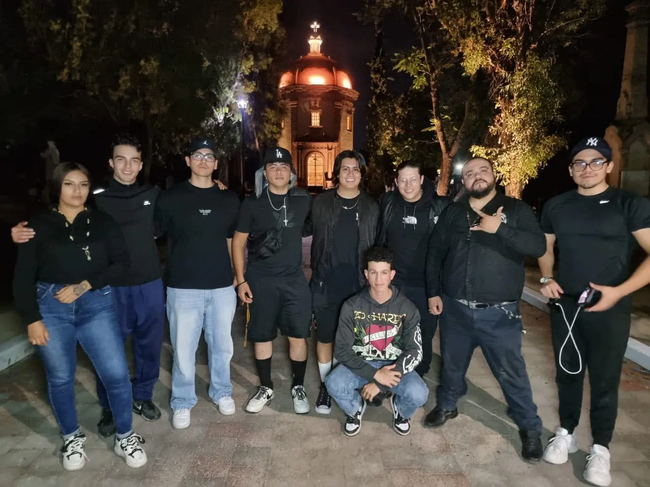 En estos panteones de Durango podrás hacer turismo de Día de Muertos. Foto: Especial.