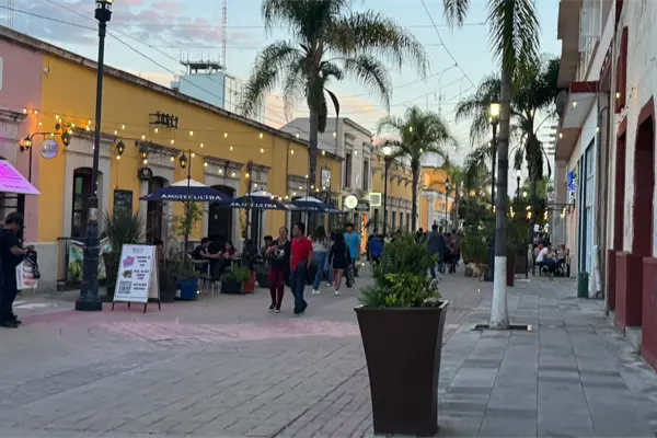 Esta es la distancia que puedes recorrer al pasear en Durango por sus corredores peatonales