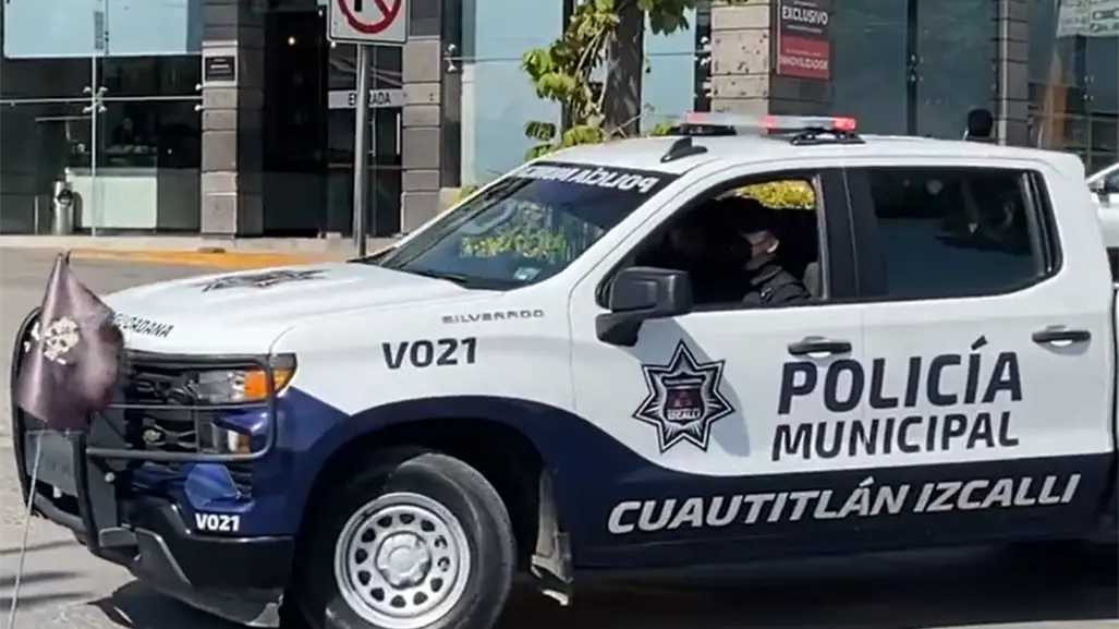 Padres intentan linchar a hombre por tomar fotos a niños en escuela de Cuautitlán Izcalli