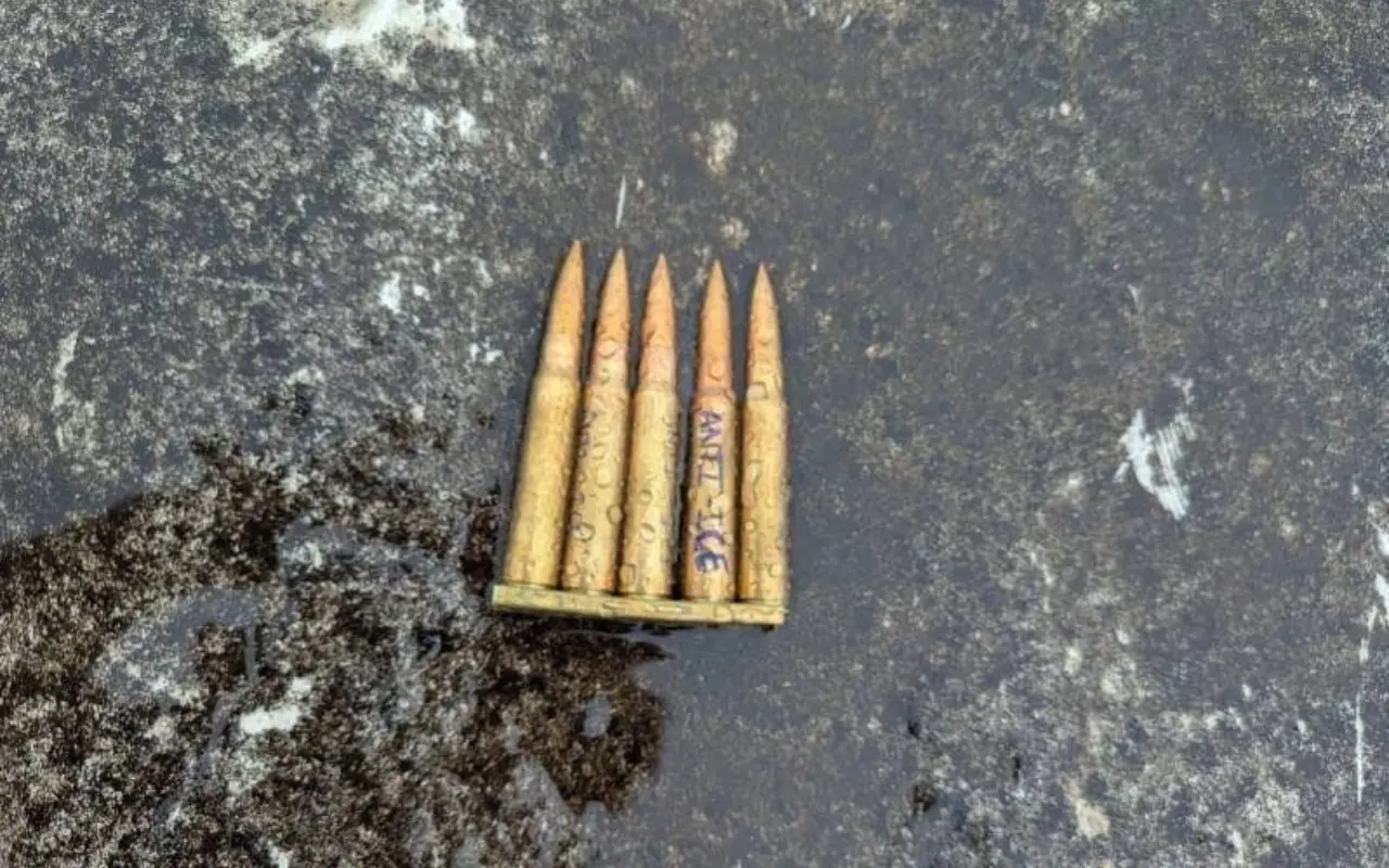 Balas encontradas en el lugar. Foto: X (@FBIDirectorKash)