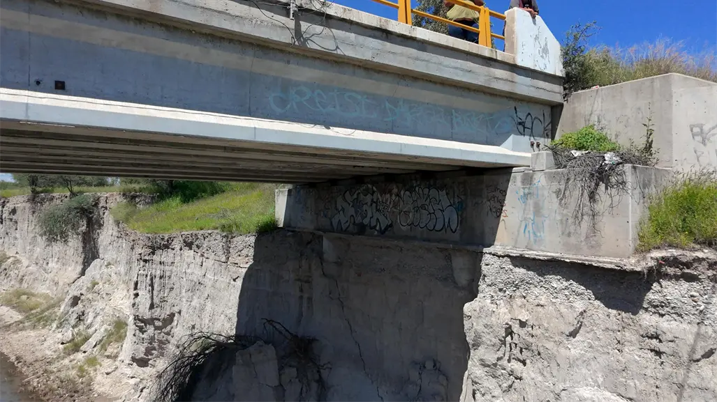 FOTOS | Así luce la erosión junto al puente de La Ferrería a 15 años de su caída en 2010