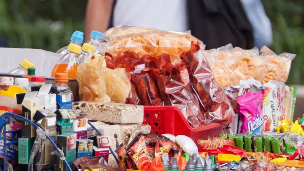 Cooperativas escolares del sur de Tamaulipas siguen vendiendo comida chatarra