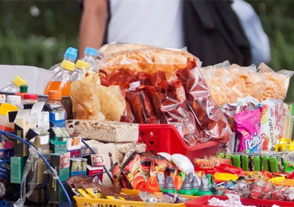 Cooperativas escolares del sur de Tamaulipas siguen vendiendo comida chatarra