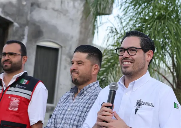 David de la Peña entrega pavimentación de calle 1° de Mayo en la comunidad de Los Fierros