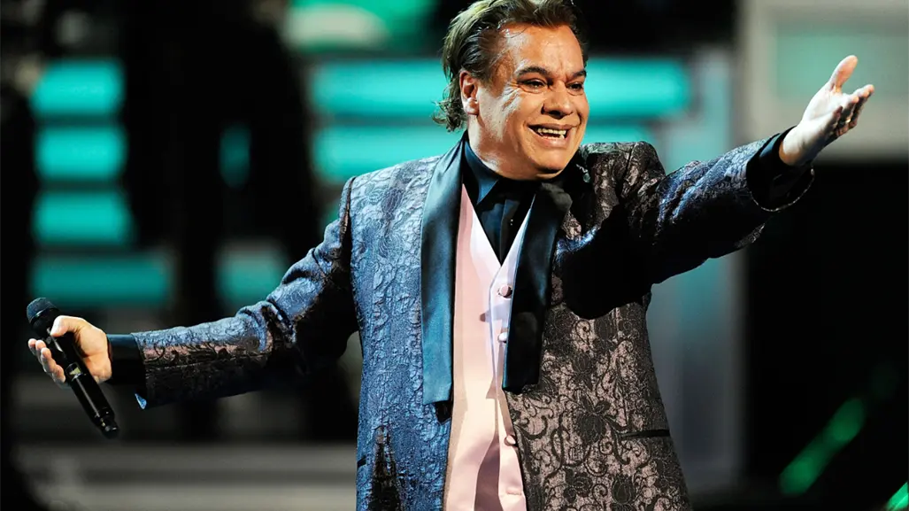 Juan Gabriel entre páginas: memorias, secretos y confesiones del "Divo de Juárez"