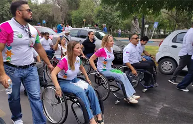 Rodada por la Inclusión del DIF Coahuila llega a las calles del centro de Saltillo 