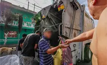 Propinas y riesgo constante: la realidad de los trabajadores informales de limpia en CDMX