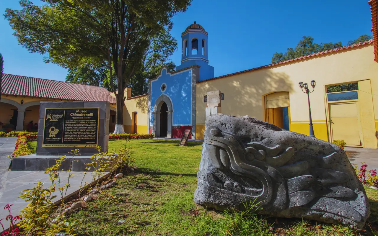 Museo Chimaltonalli. Foto: X/ @DChimalhuacan (Canva)