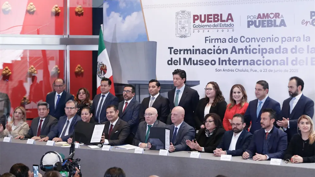 Gobierno de Puebla pide 2 mil mdp a Banorte y pasa a ese banco nómina de maestros
