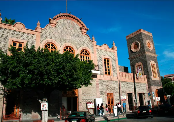 El edificio del Centro Histórico de La Paz que nació en el Centenario de la Independencia de México