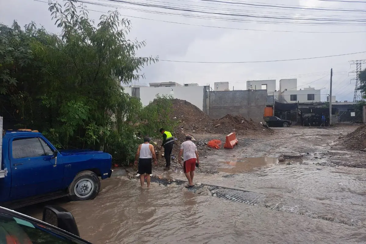 Elementos del Grupo Jaguares al rescate Foto: Grupo Jaguares