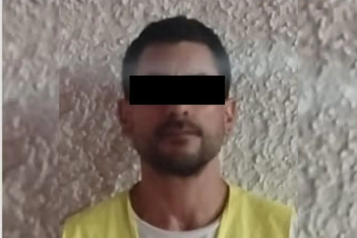 El detenido fue identificado como Ricardo José “N”, de 42 años Foto: Policía de Santiago
