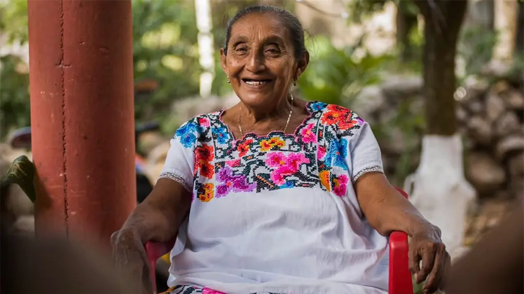 Estrenan "Sinahal, señora de los partos": un documental yucateco que visibiliza la partería maya