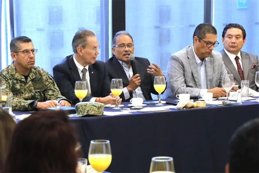 Andrés Mijes fortalece coordinación con delegados federales para ampliar programas sociales