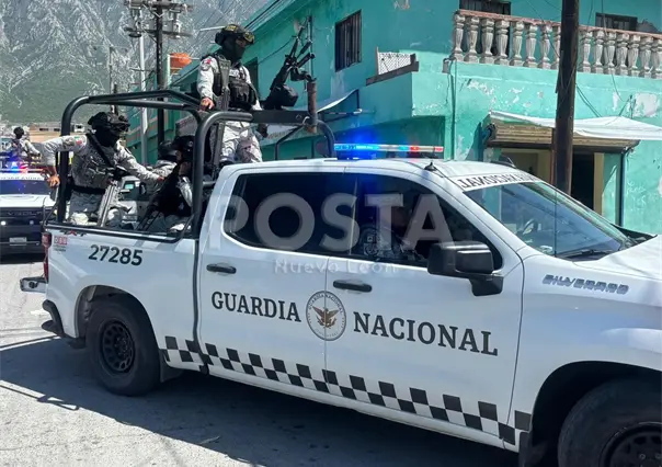 Presunto delincuente cae herido tras persecución y balacera en Santa Catarina