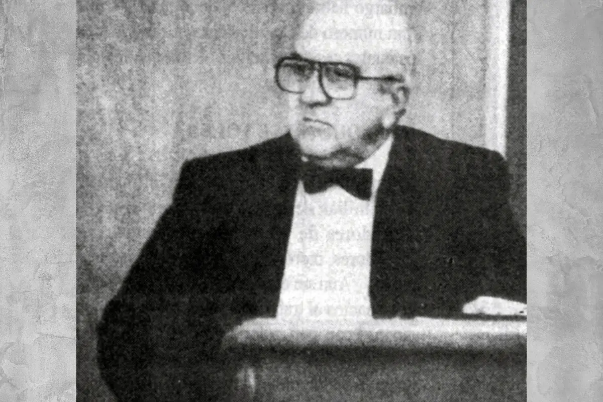 Si bien es cierto que su carrera profesional la hizo como licenciado en Derecho y Ciencias Sociales, también es cierto que toda su vida la dedicó a buscar, conocer y difundir los acontecimientos históricos. Foto: INAH