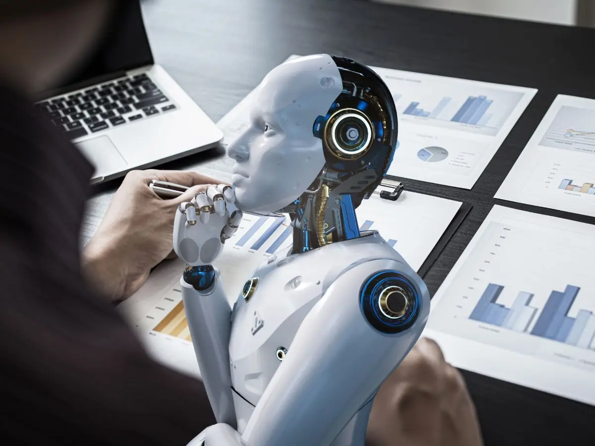 Durante una charla organizada por la CANACO Mérida, expertos analizaron el impacto de la inteligencia artificial en las actividades que realizan las empresas.- Fuente CANACO Mérida
