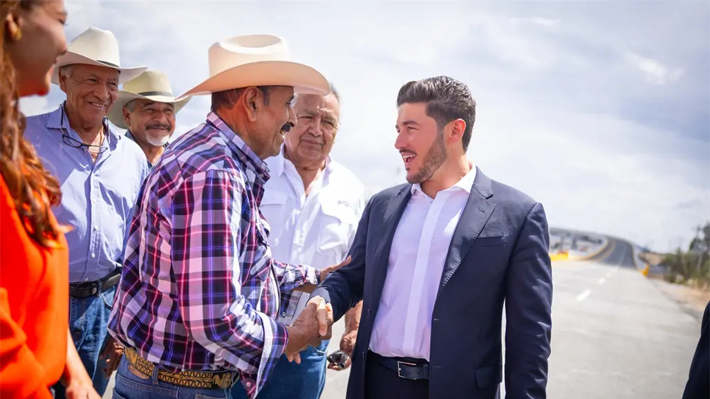 Samuel García inaugura la primera etapa de la Carretera Interserrana