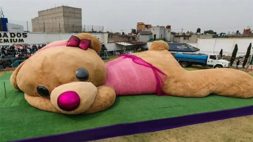 Xona Fest 2025 en Edomex confirma el regreso de Xonita, la osa de peluche más grande del mundo
