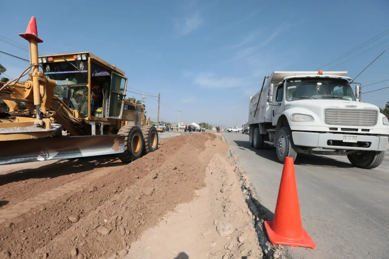 La ampliación de la carretera Saltillo–Derramadero avanza 50% y concluirá en 2025. (Fotografía: Gobierno de Saltillo)