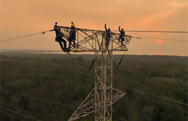 Sener confirma que CFE restableció el servicio de energía eléctrica en Quintana Roo y Yucatán