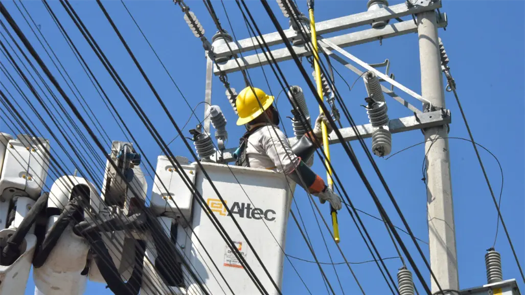 ¿Cómo avanza la recuperación del servicio eléctrico en Quintana Roo después del apagón?