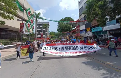 Ayotzinapa: Maestros de la CNTE marchan y bloquean carreteras en Chiapas