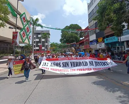Ayotzinapa: Maestros de la CNTE marchan y bloquean carreteras en Chiapas