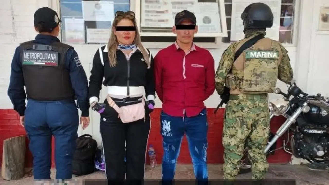 Detienen en Ecatepec a “La Güera”, presunta líder de “La Chokiza”. Foto: Cuestión de Polémica / @DoctorZamudio